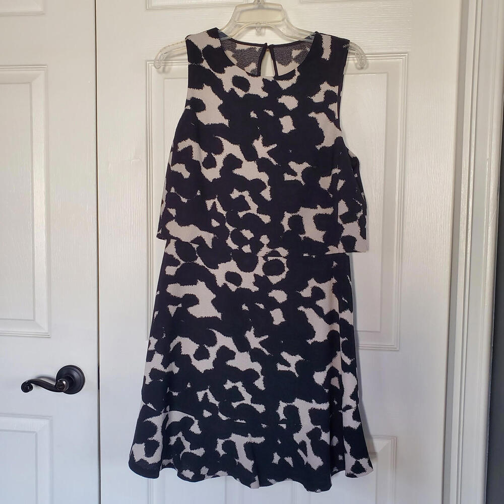 Banana Republic Printed Crepe Cutout Midi Dress Tiered Black Beige 12P Sleeveles